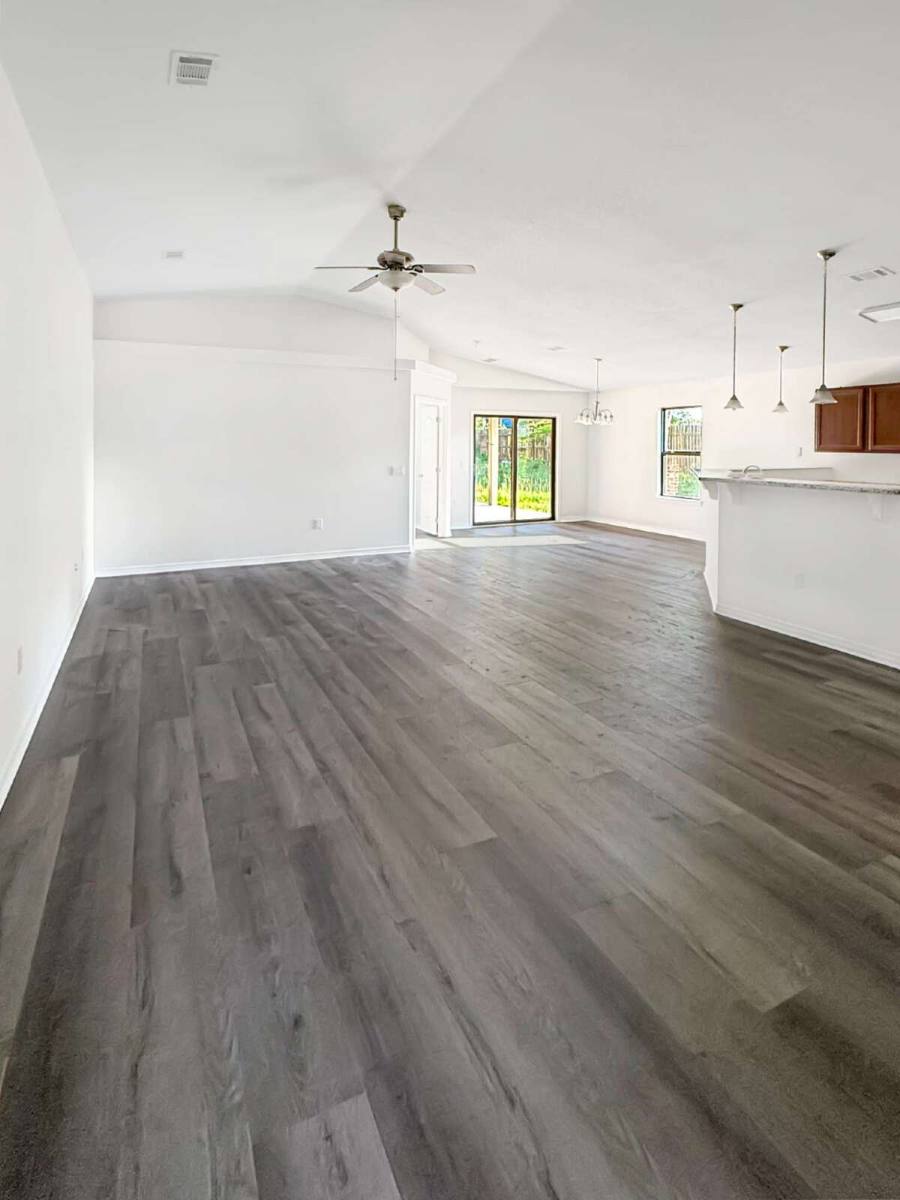 House for rent at 8657 El Paseo St, Navarre, FL 32566