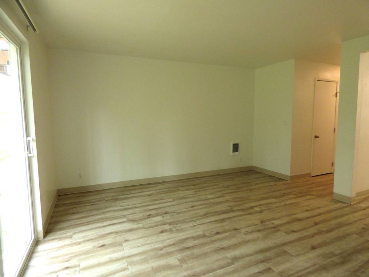 Townhouse for rent at 4116 Lancaster Dr NE, Salem, OR 97305