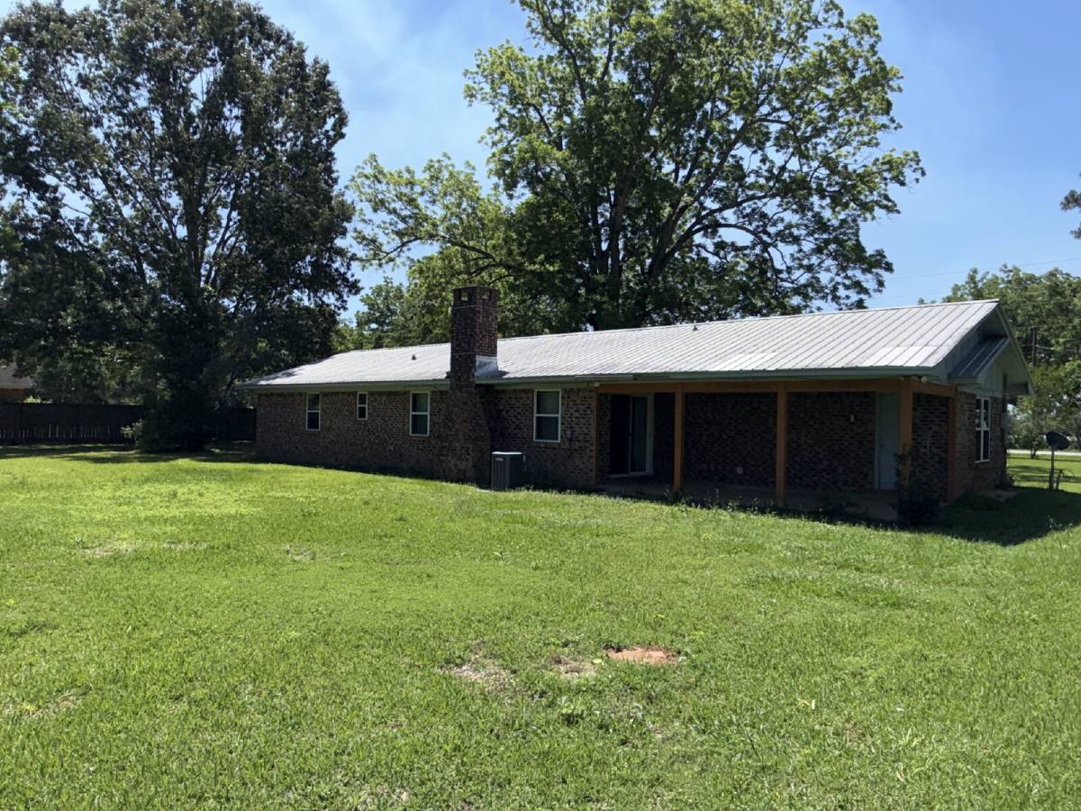 House for rent at 25070 County Rd 54 E, Daphne, AL 36526