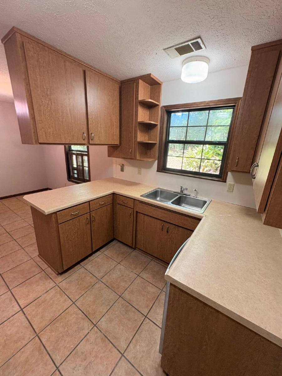 House for rent at 6329 Rolling Hills Dr, Tallahassee, FL 32309