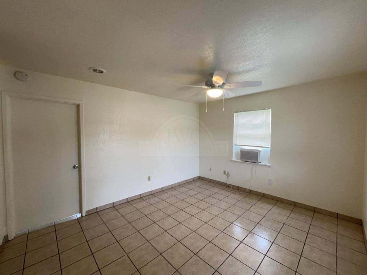 Apartment for rent at 215 Marston, Copperas Cove, TX 76522