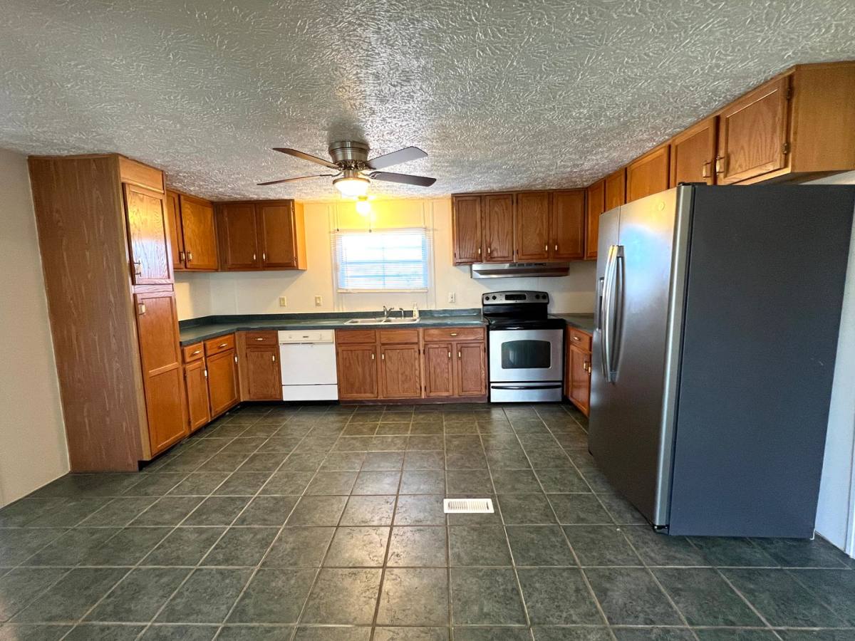 House for rent at 27132 Highway Fifty-Eight, South Hill, VA 23970