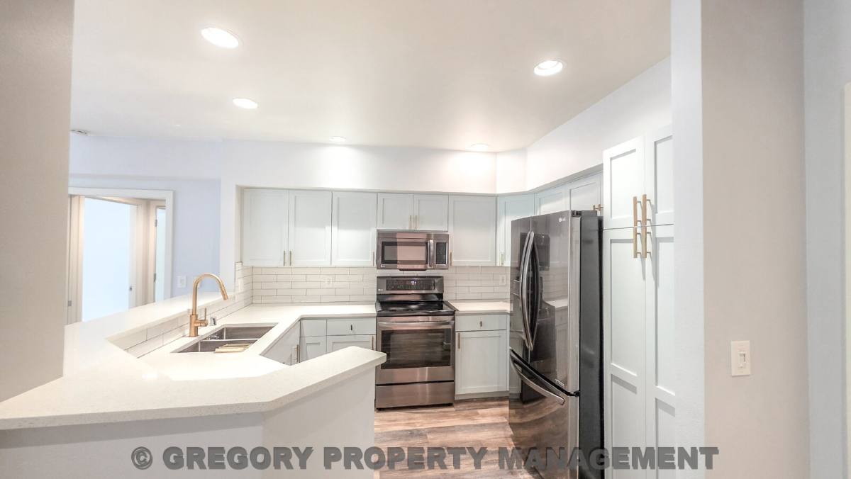 Condo for rent at 925 110th Ave NE #306, Bellevue, WA 98004