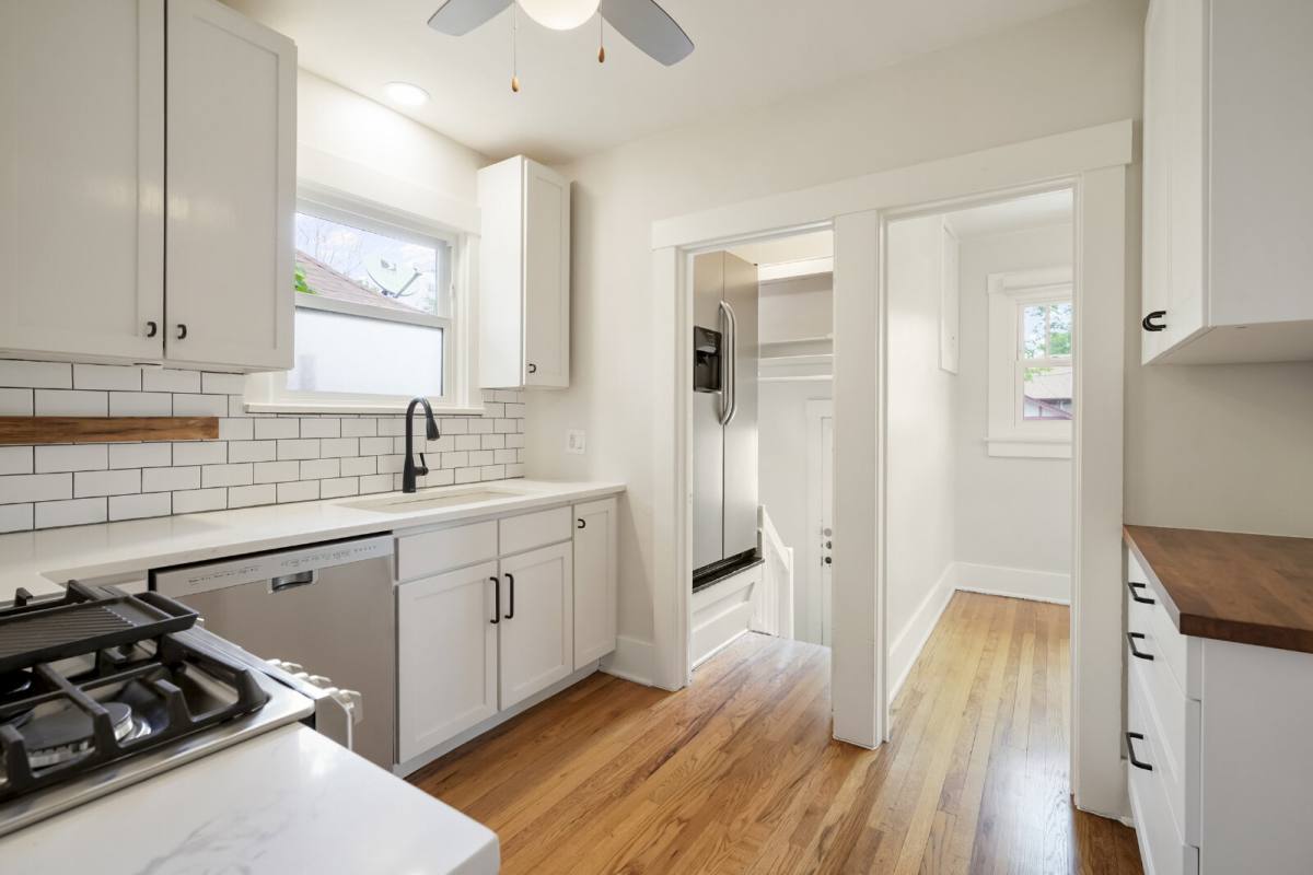 Townhouse for rent at 824 S Grant St, Denver, CO 80209