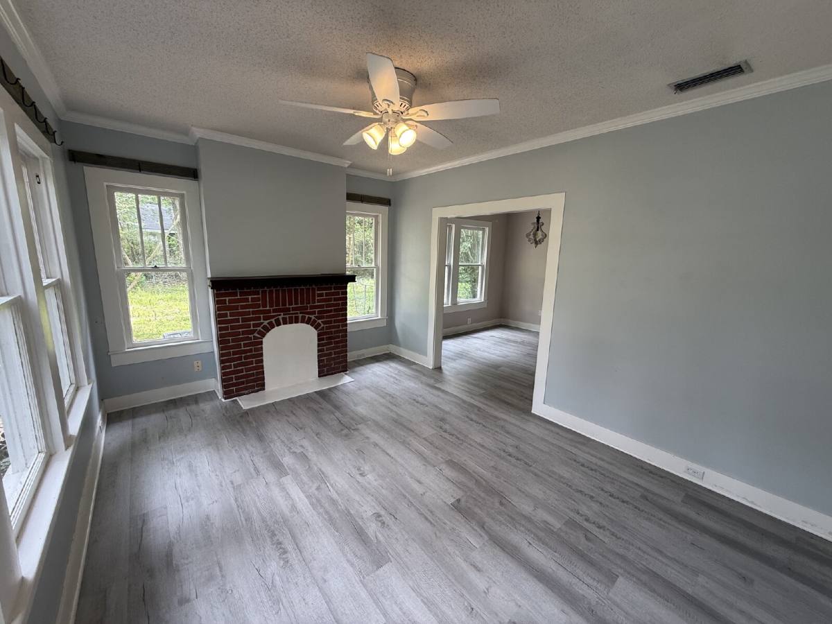 House for rent at 731 Jemison St, Mobile, AL 36606