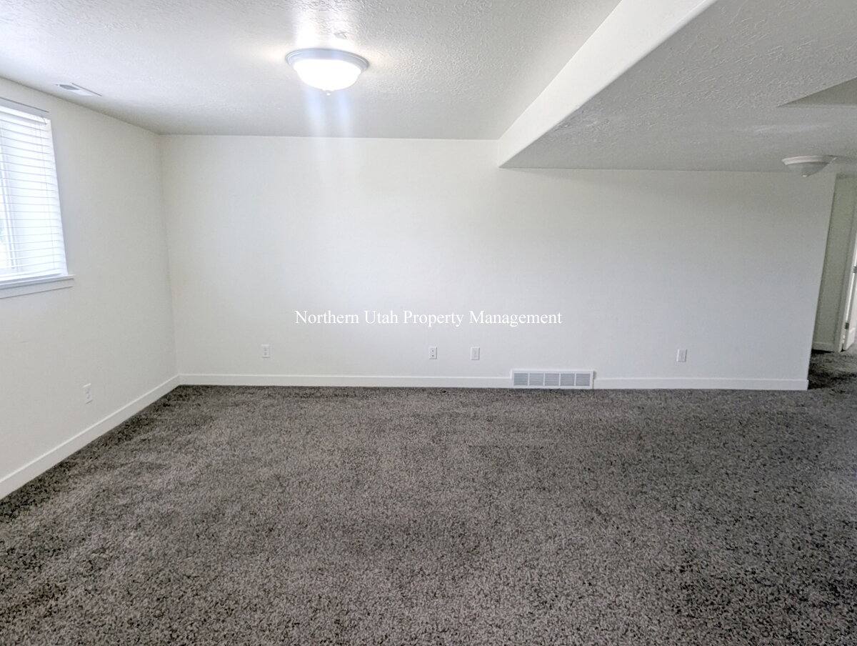 Apartment for rent at 1290 N 200 W #1 Down, Bountiful, UT 84010