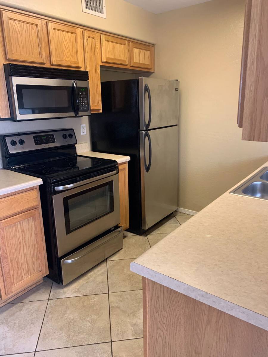 House for rent at 3301 E Earll Dr #119, Phoenix, AZ 85018