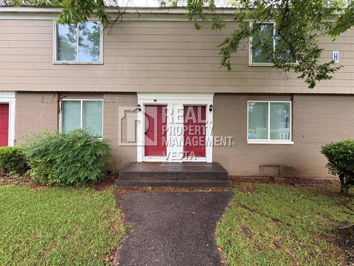 Apartment for rent at 2140 Ingleside Ave, Macon, GA 31204
