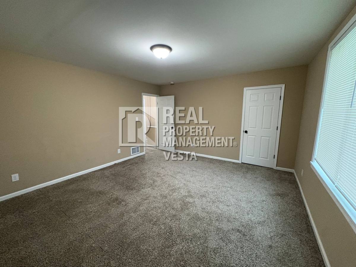 Apartment for rent at 2140 Ingleside Ave, Macon, GA 31204