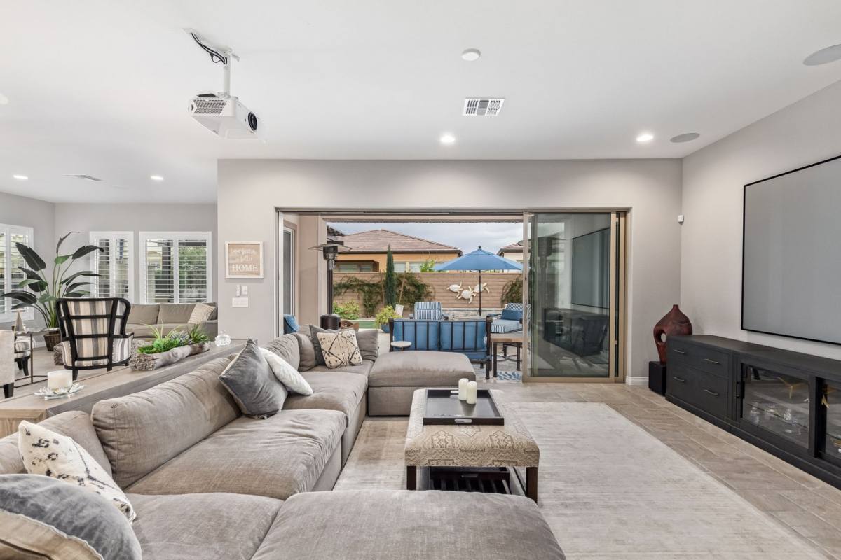 House for rent at 239 E Leverenz Ave, San Tan Valley, AZ 85140