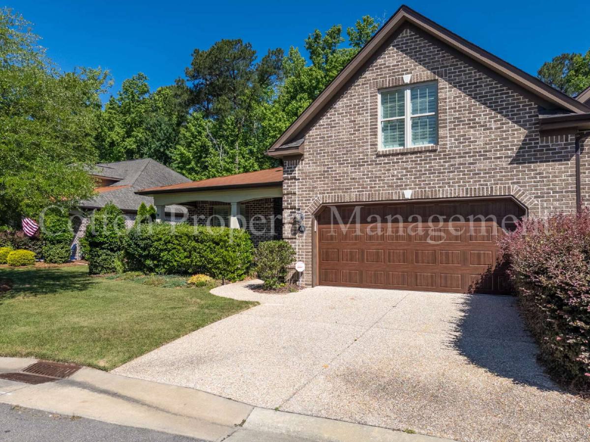 Townhouse for rent at 633 Jenoa Dr, Castle Hayne, NC 28429