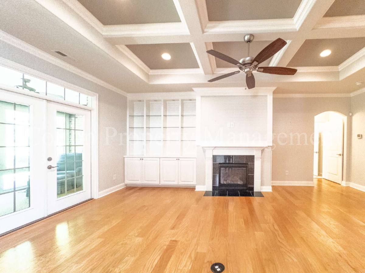 Townhouse for rent at 633 Jenoa Dr, Castle Hayne, NC 28429