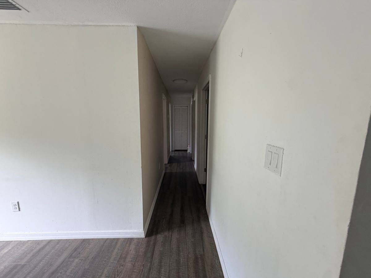 Apartment for rent at 1911 NW 6th St, Ocala, FL 34475
