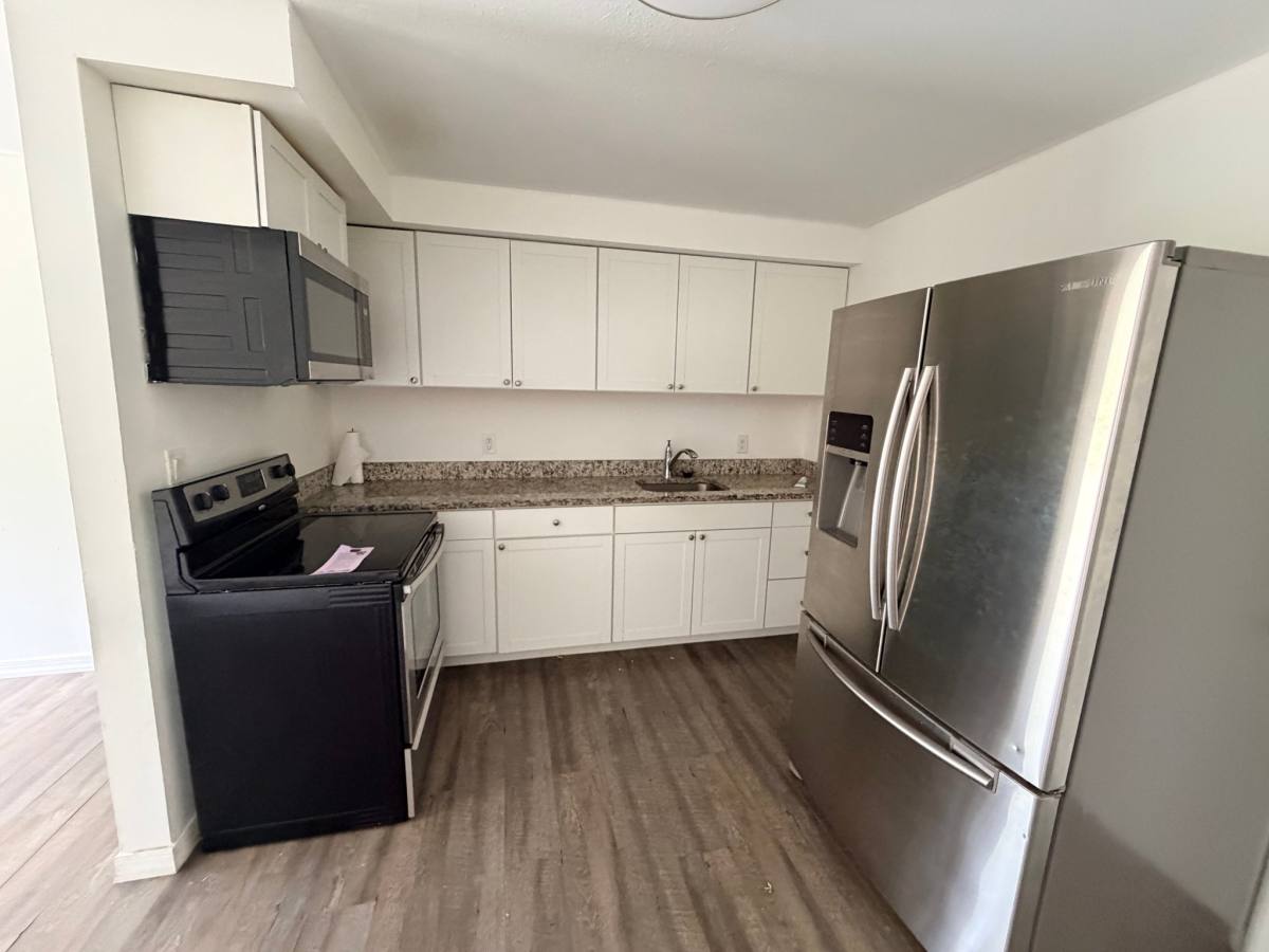Apartment for rent at 1911 NW 6th St, Ocala, FL 34475