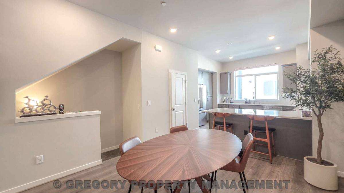 Townhouse for rent at 8321 NE 176th Court #102, Kenmore, WA 98028