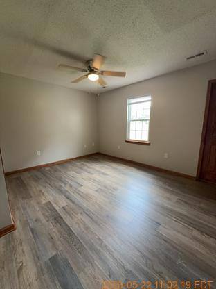 House for rent at 133 Lawndale Lane, Sneads Ferry, NC 28460