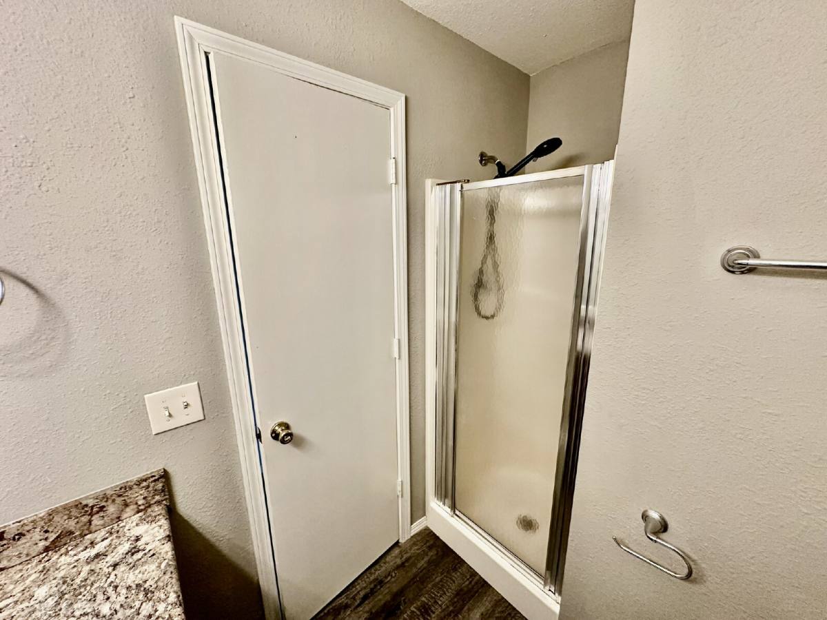 Townhouse for rent at 2437 W Gum St, Rogers, AR 72758