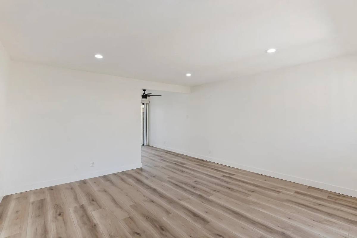 Condo for rent at 445 Bradshaw E Lane, Palm Springs, CA 92262