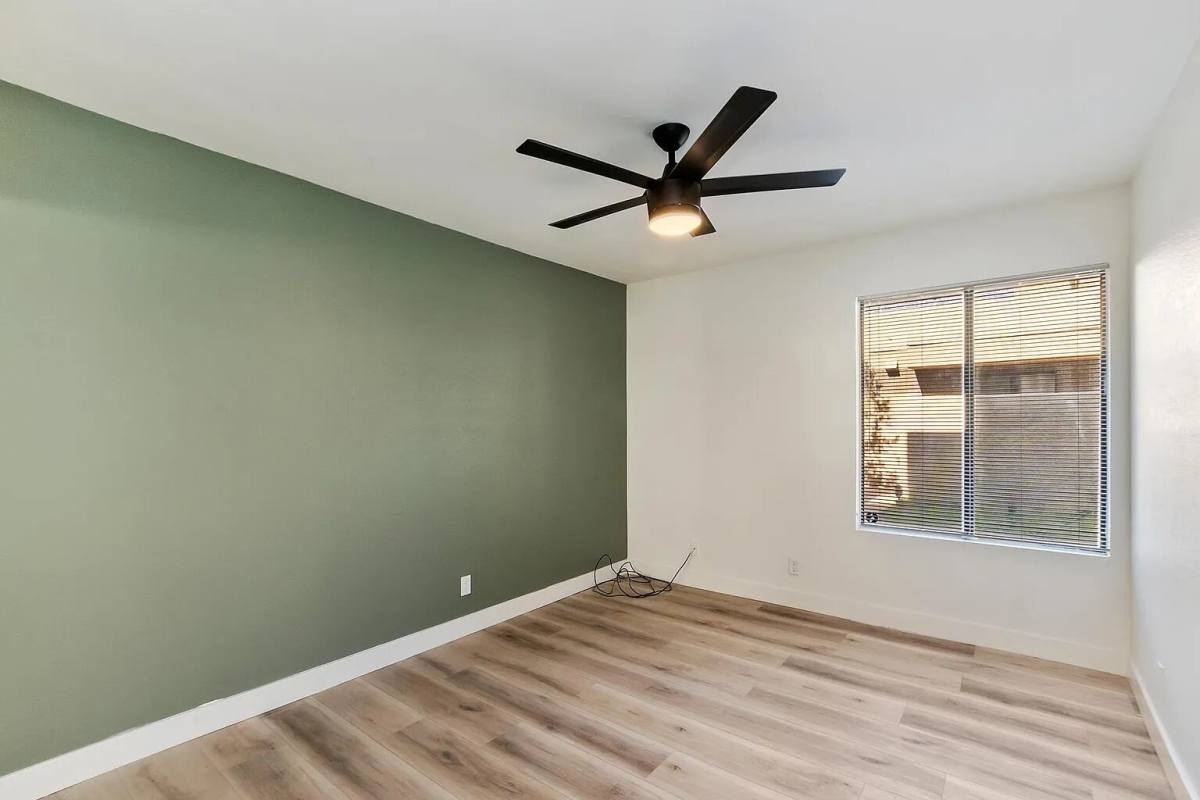 Condo for rent at 445 Bradshaw E Lane, Palm Springs, CA 92262