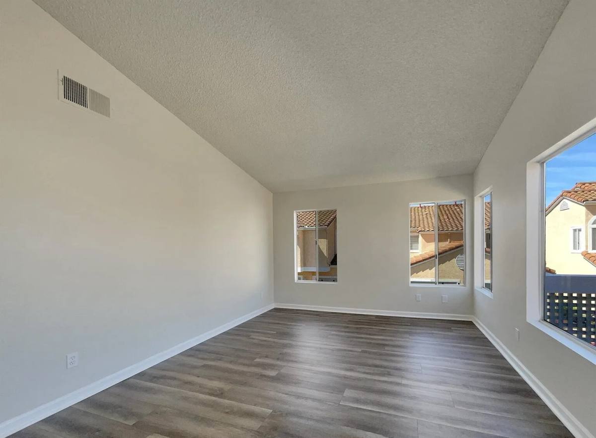 Apartment for rent at 734 Buena Tierra Way, Oceanside, CA 92057