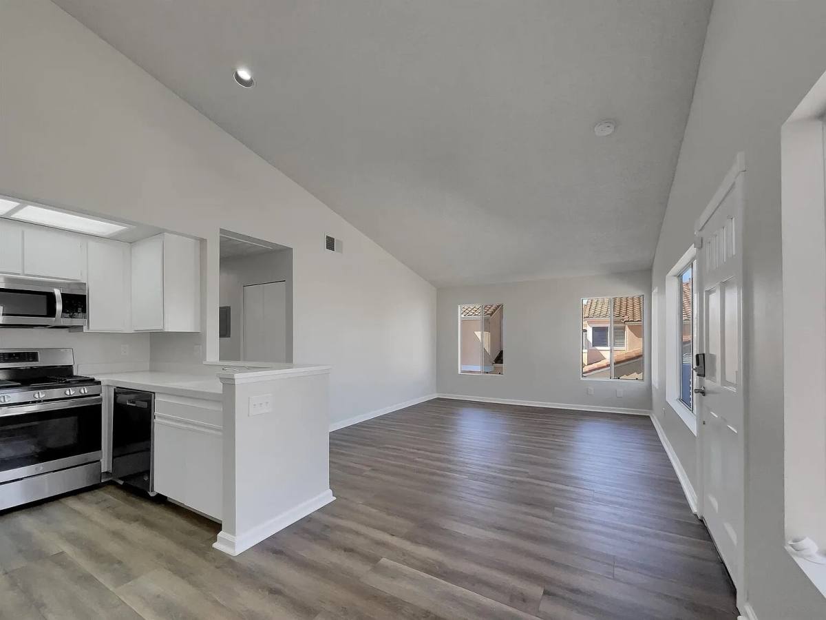 Apartment for rent at 734 Buena Tierra Way, Oceanside, CA 92057