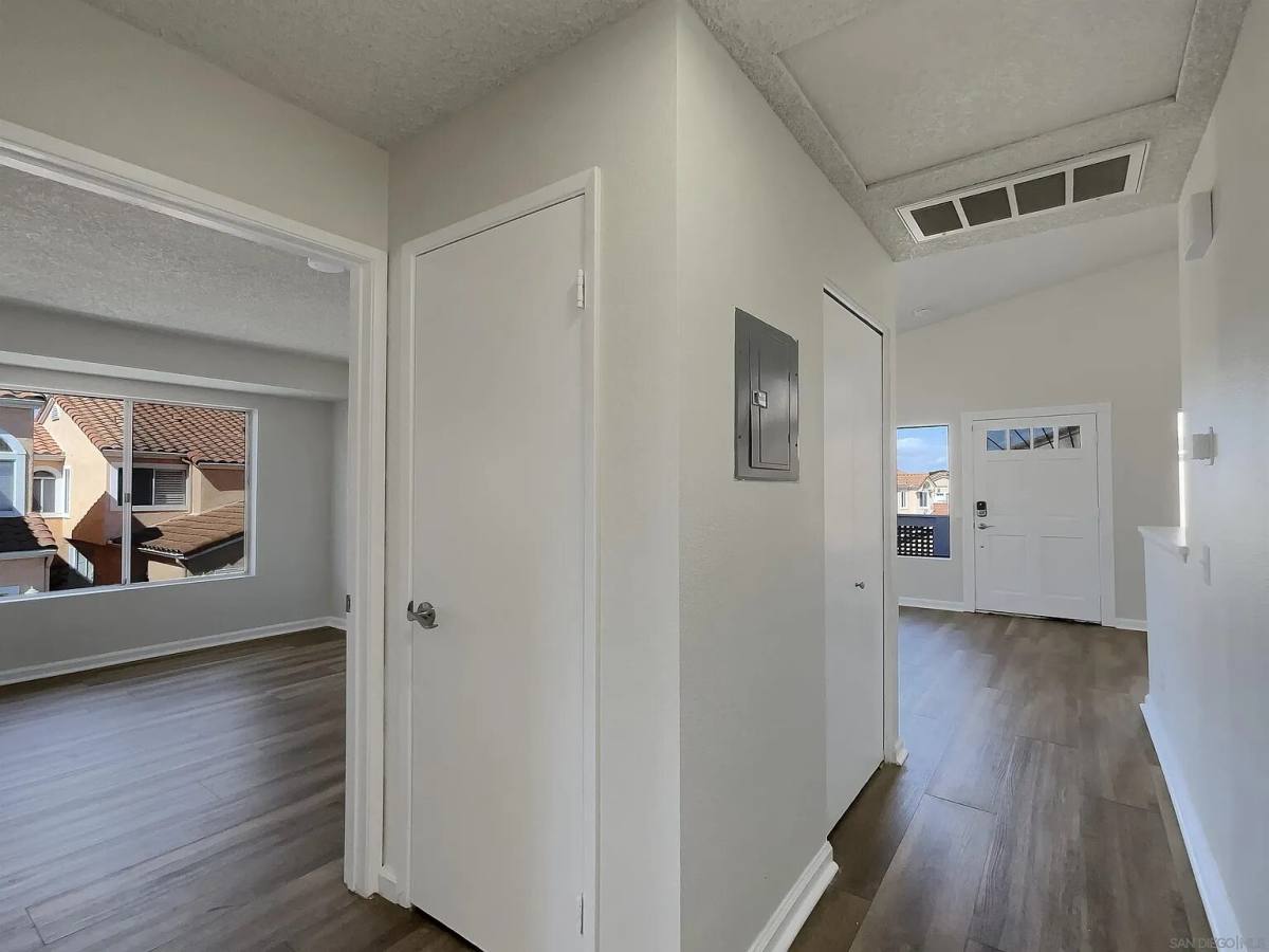 Apartment for rent at 734 Buena Tierra Way, Oceanside, CA 92057