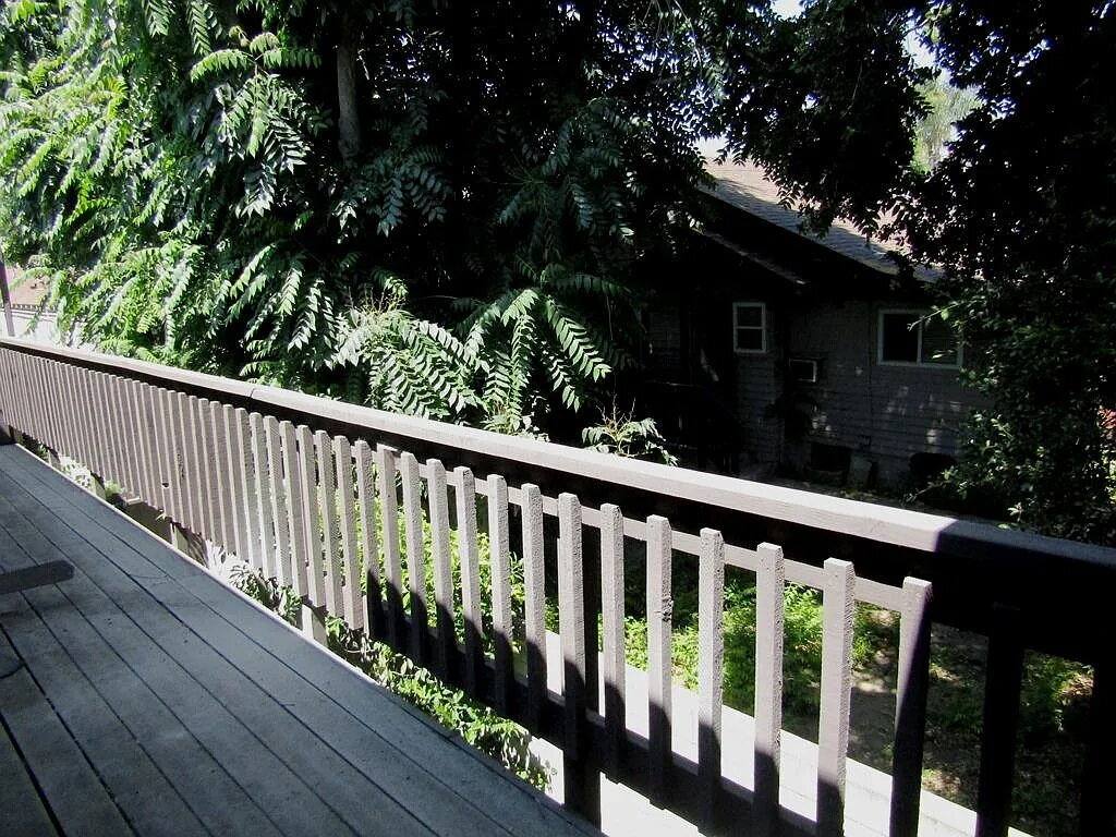 Apartment for rent at 800 E Route 66, Glendora, CA 91740
