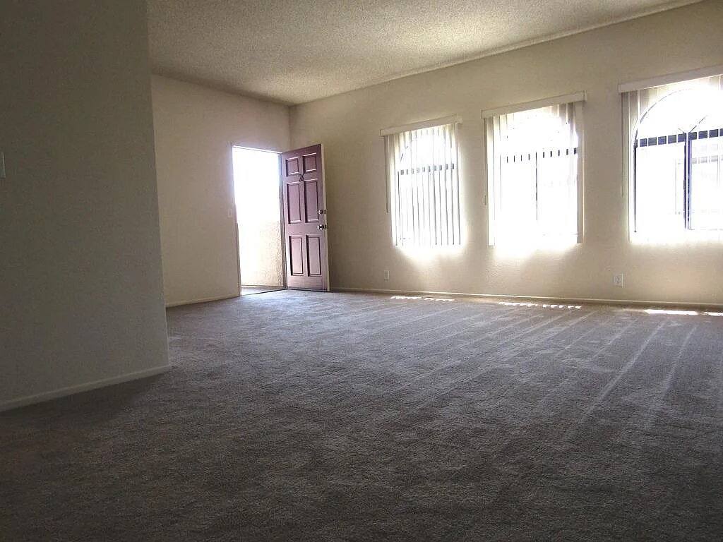 Apartment for rent at 800 E Route 66, Glendora, CA 91740