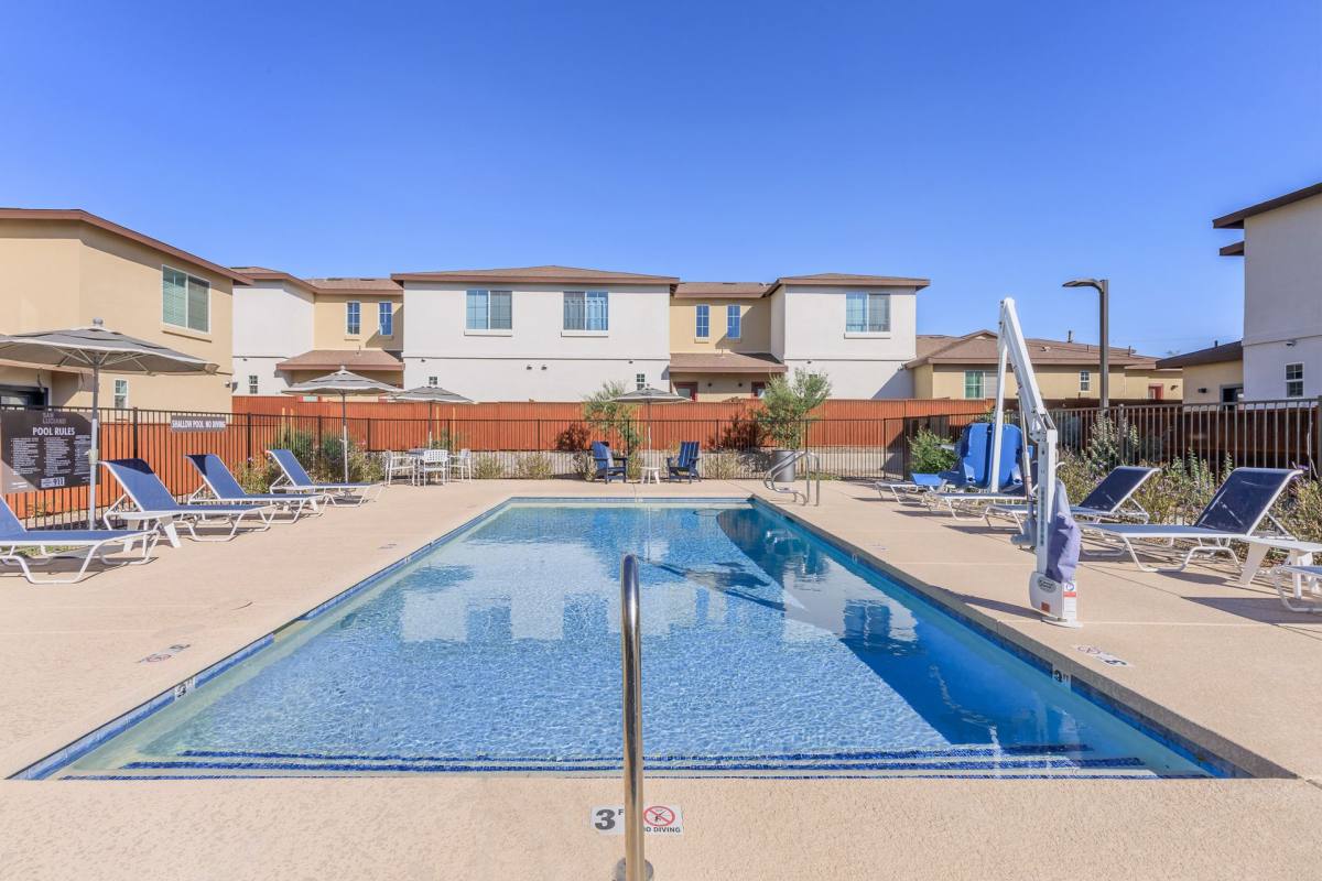 Townhouse for rent at 7290 N Oldfather Dr, Tucson, AZ 85741