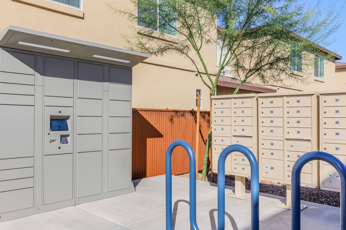 Townhouse for rent at 7290 N Oldfather Dr, Tucson, AZ 85741