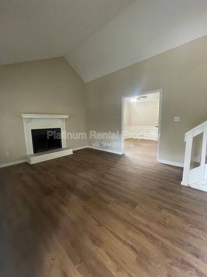 House for rent at 377 Arbour Way, Suwanee, GA 30024