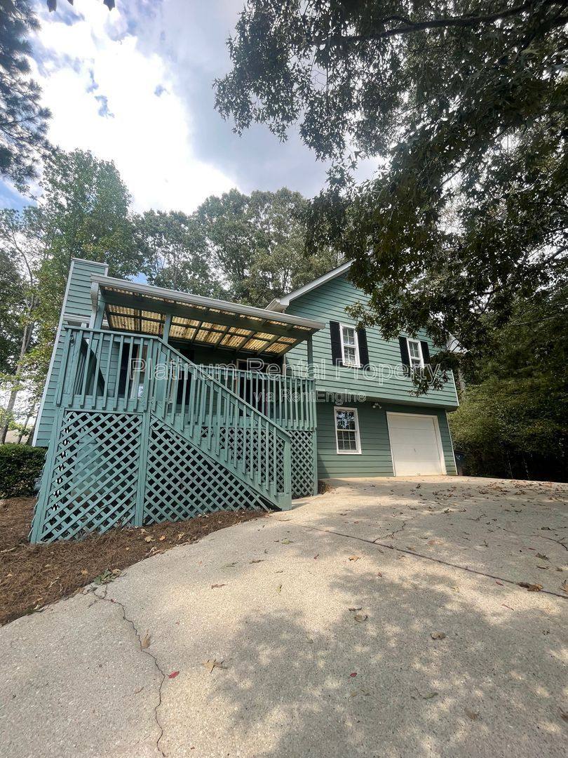 House for rent at 377 Arbour Way, Suwanee, GA 30024