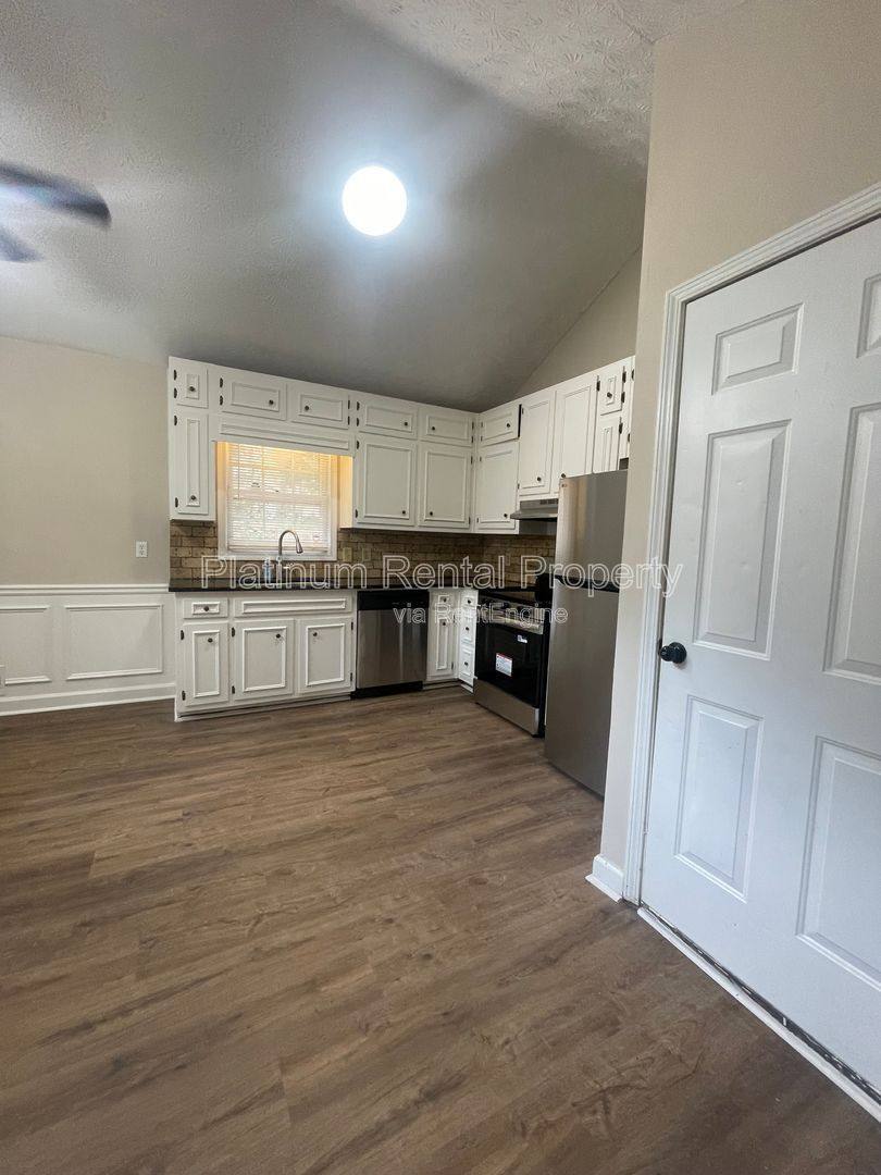 House for rent at 377 Arbour Way, Suwanee, GA 30024