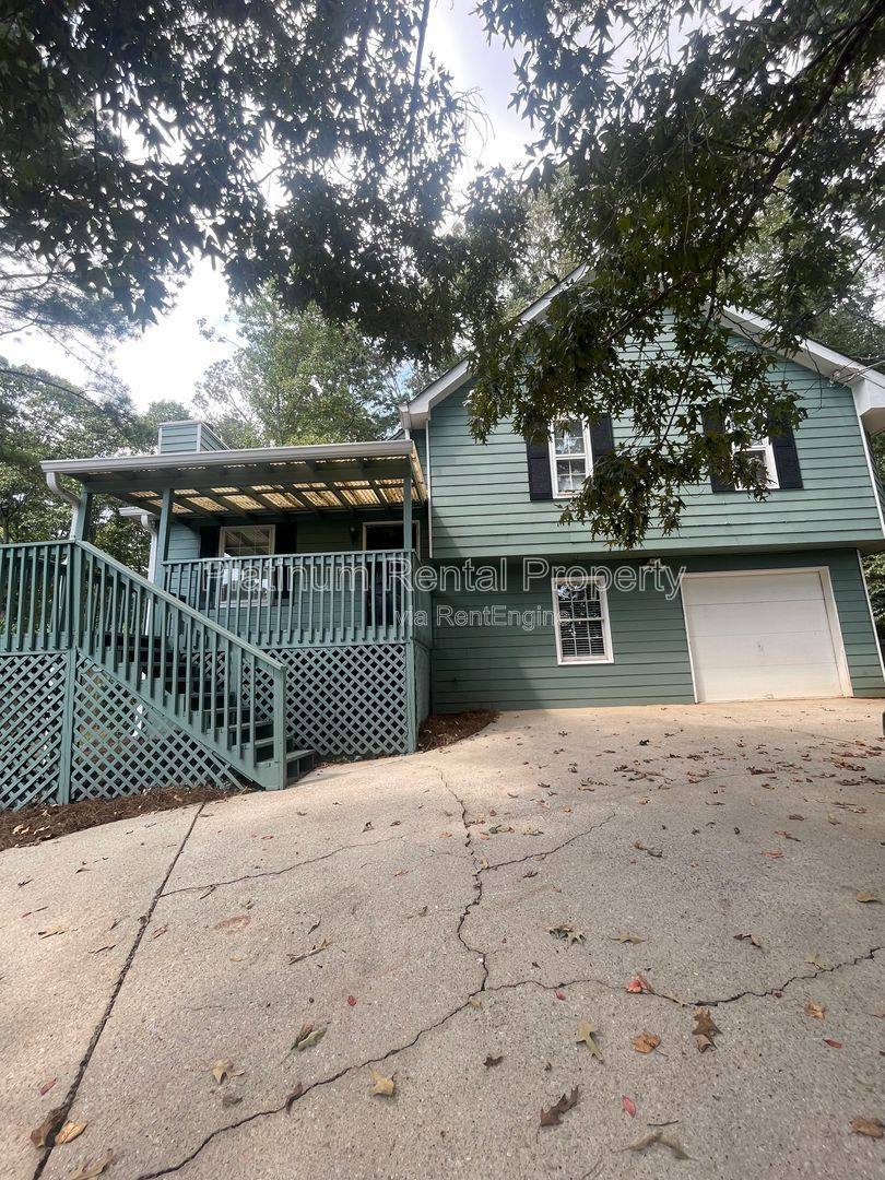 House for rent at 377 Arbour Way, Suwanee, GA 30024