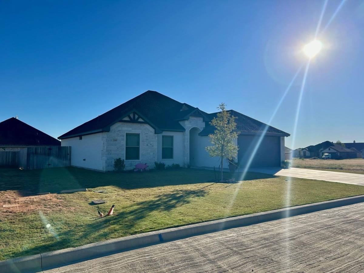 House for rent at 530 Calla Lily Way, Tolar, TX 76476