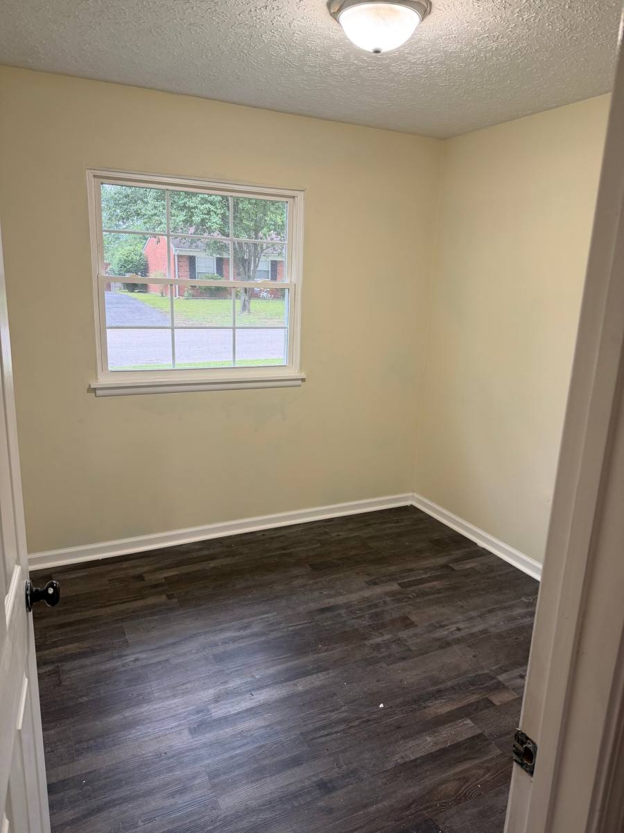 House for rent at 725 Goyne Dr, Jeffersonville, IN 47130