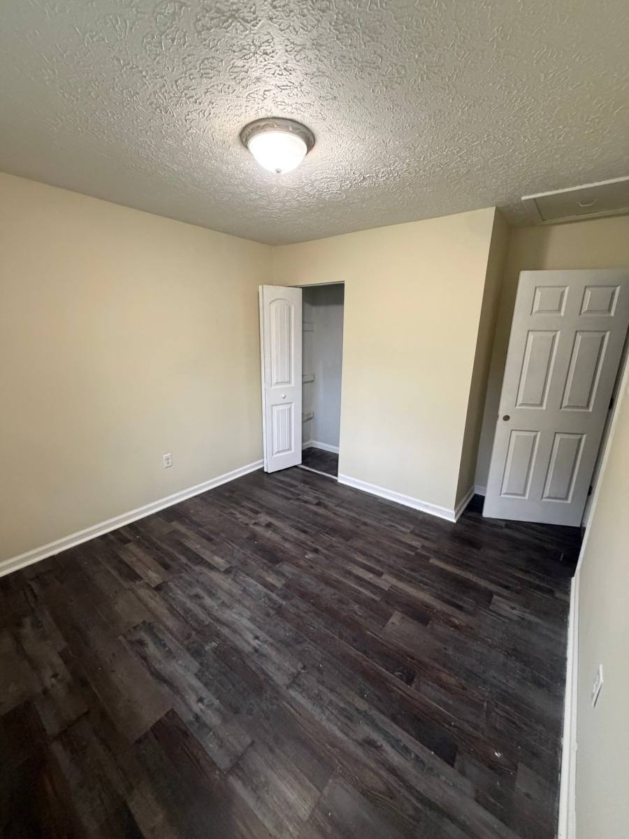 House for rent at 725 Goyne Dr, Jeffersonville, IN 47130