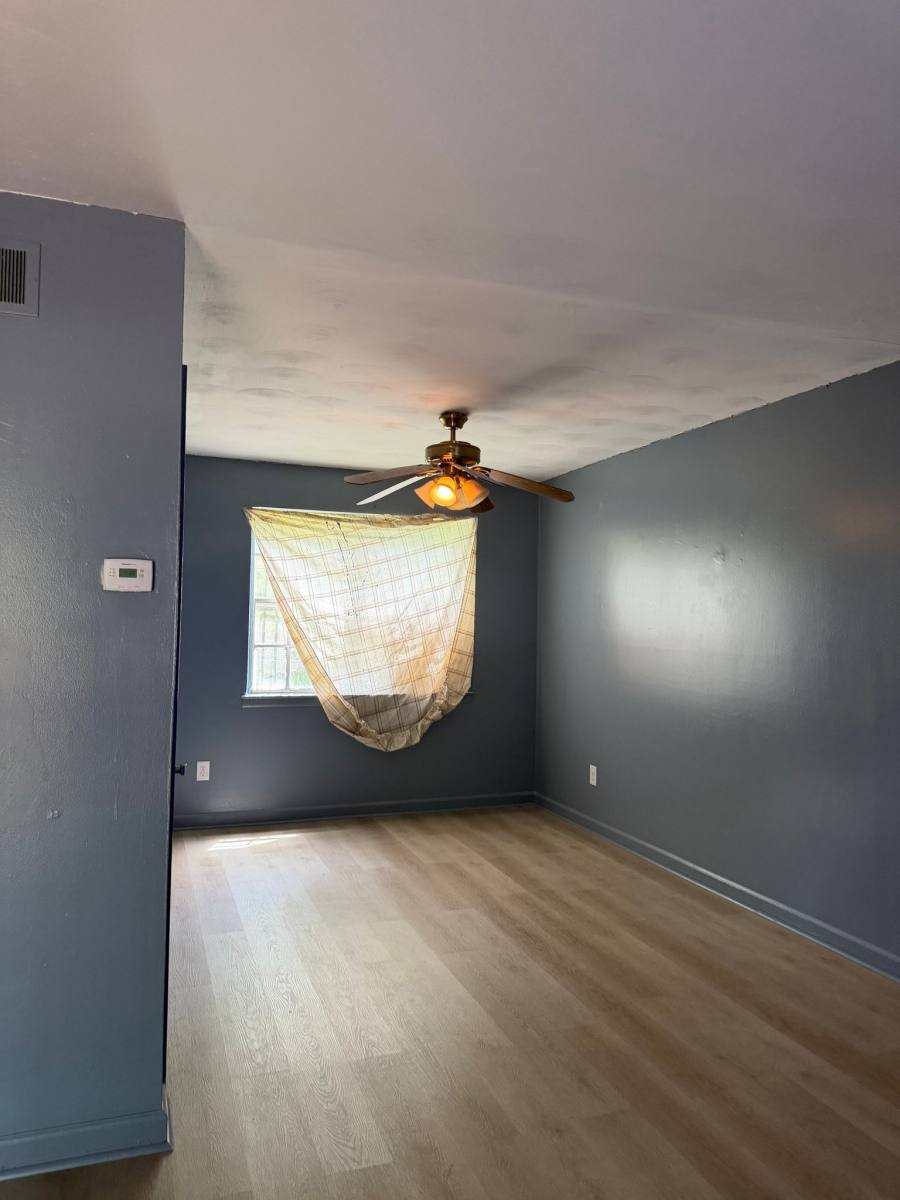 Townhouse for rent at 3047 Carnes Ave, Memphis, TN 38111