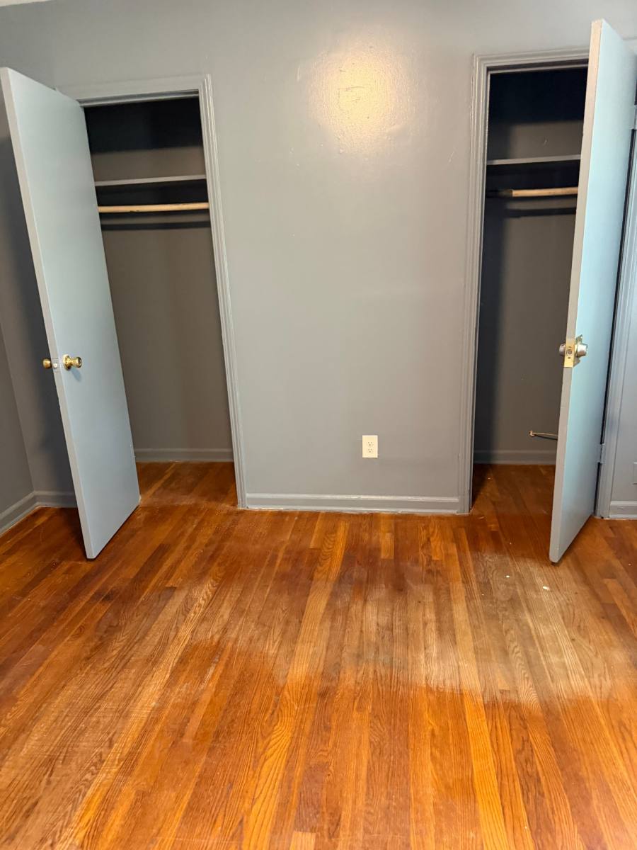 Townhouse for rent at 3047 Carnes Ave, Memphis, TN 38111
