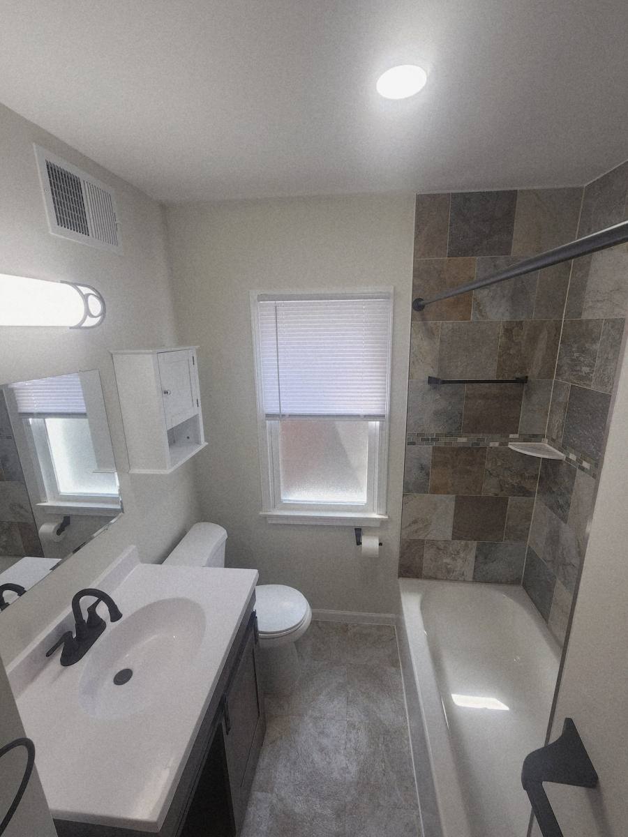 Apartment for rent at 17145 47 Santa Rosa Dr #1, Detroit, MI 48221