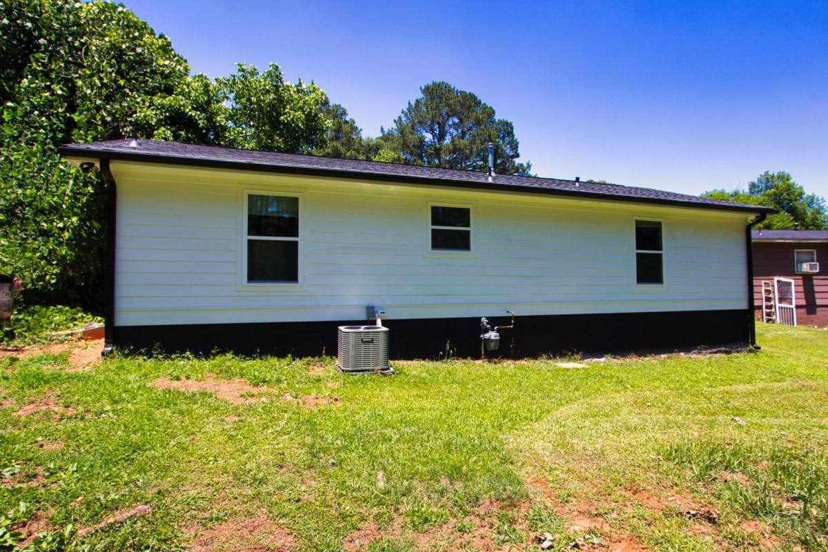 House for rent at 10154 Allen Dr, Covington, GA 30014
