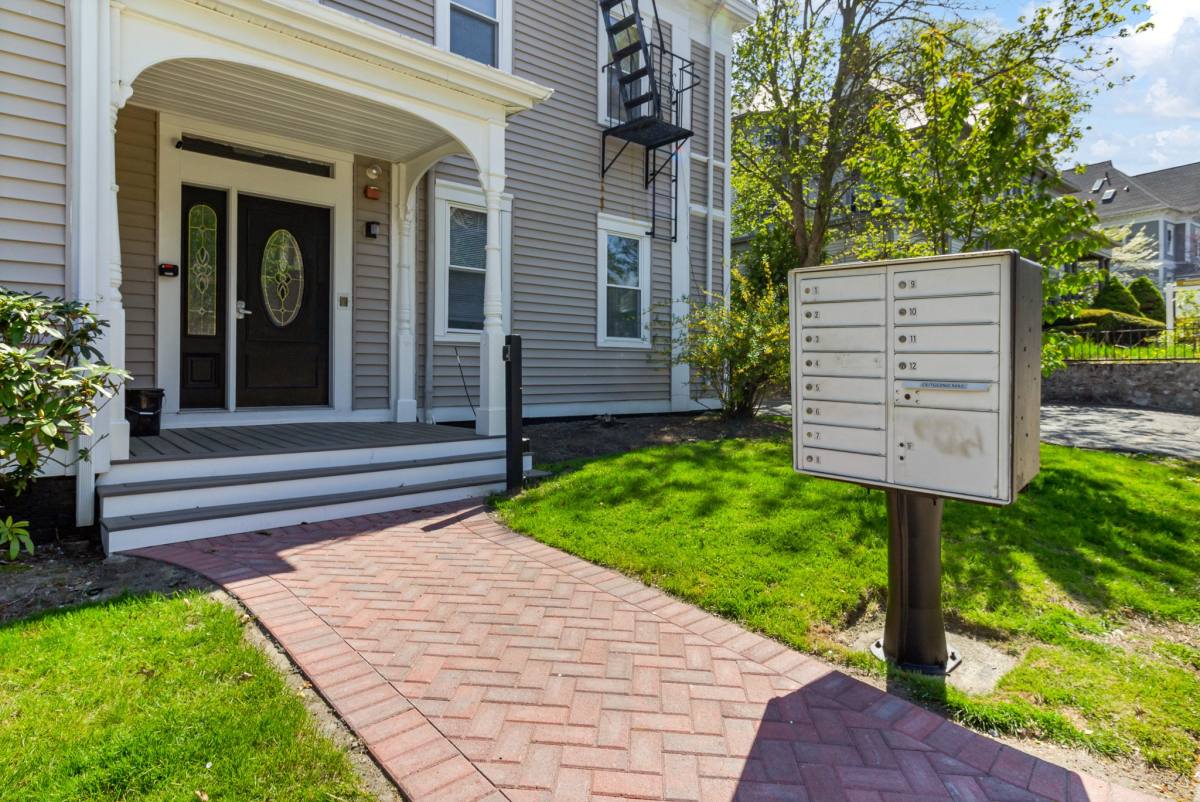 Apartment for rent at 169 Waterman St #4, Providence, RI 02906