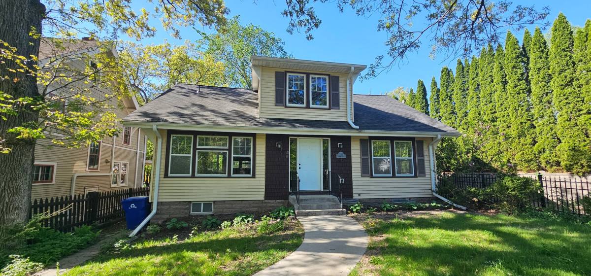 House for rent at 2342 Bourne Ave, Saint Paul, MN 55108