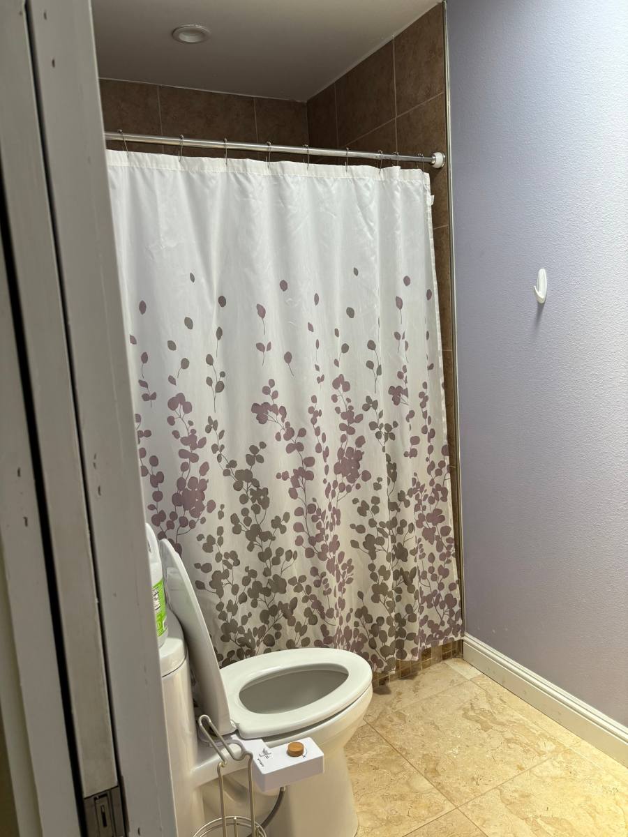 House for rent at 99-520 Iwaiwa St, Aiea, HI 96701
