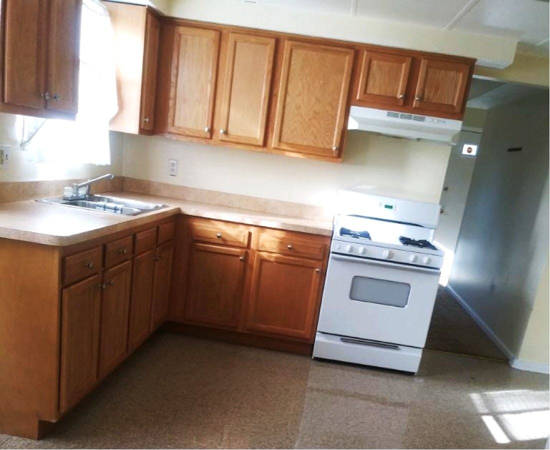 Apartment for rent at 2900 Creehore #1, Lorain, OH 44052