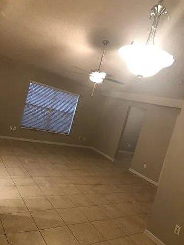 House for rent at 1063 Royal Oaks Dr, Apopka, FL 32703