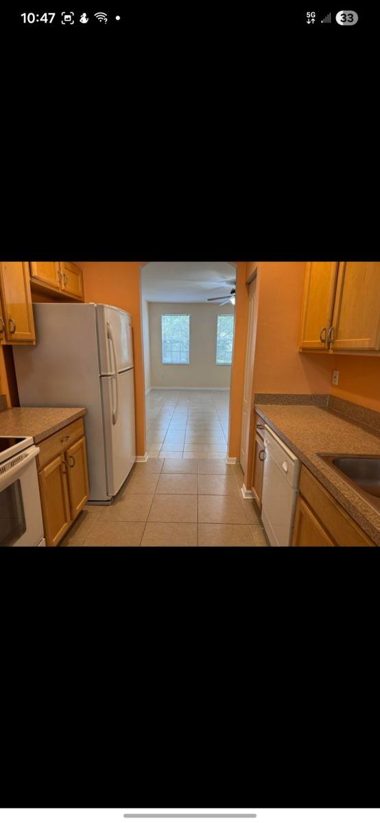 Townhouse for rent at 2131 SE Destin Dr, Port Saint Lucie, FL 34952