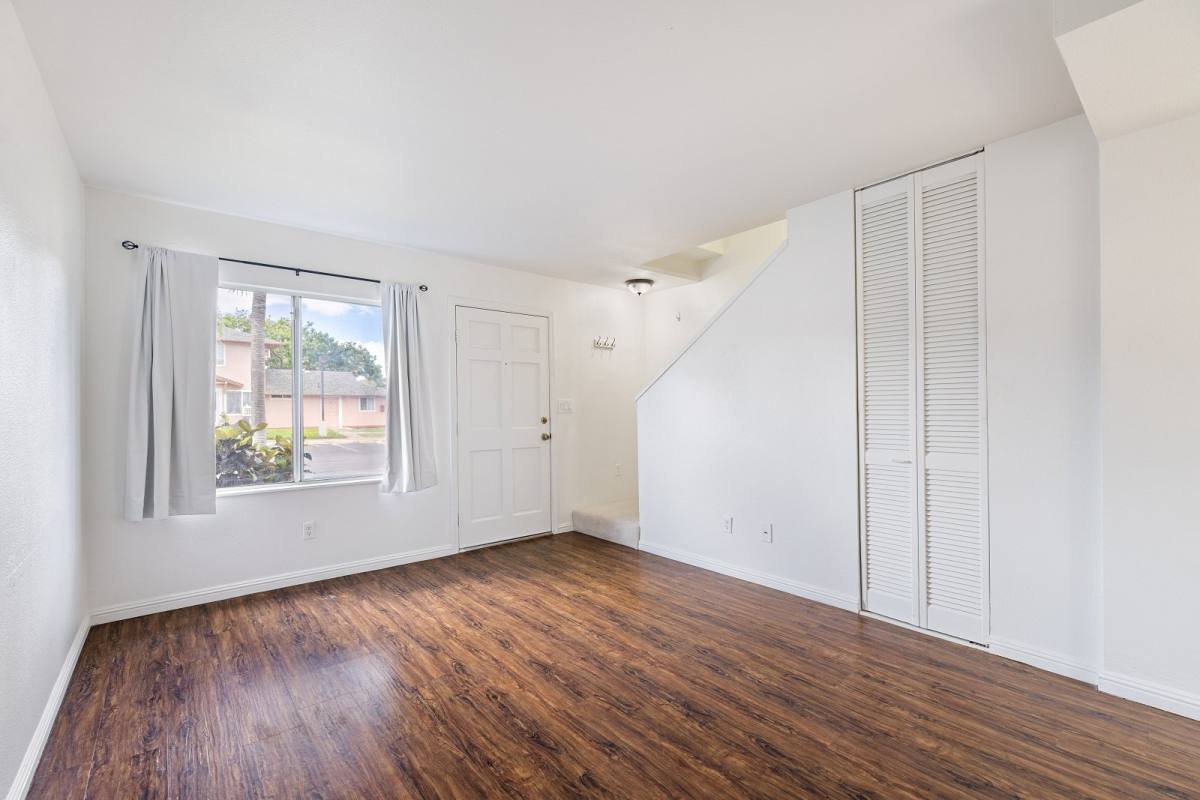 Townhouse for rent at 91-1165 Kamaaha Loop #14-C, Kapolei, HI 96707