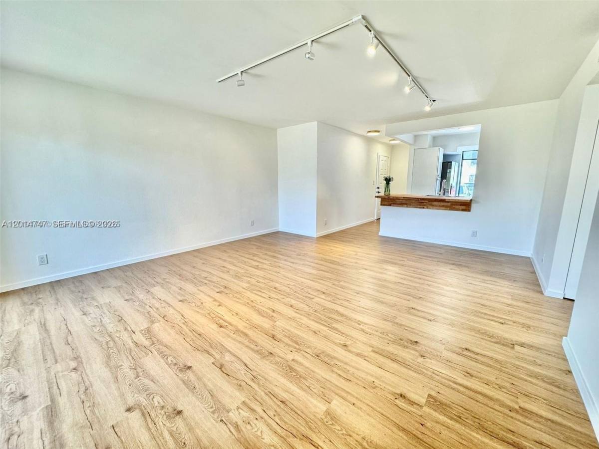 Apartment for rent at 715 Gardens Dr #103, Pompano Beach, FL 33069