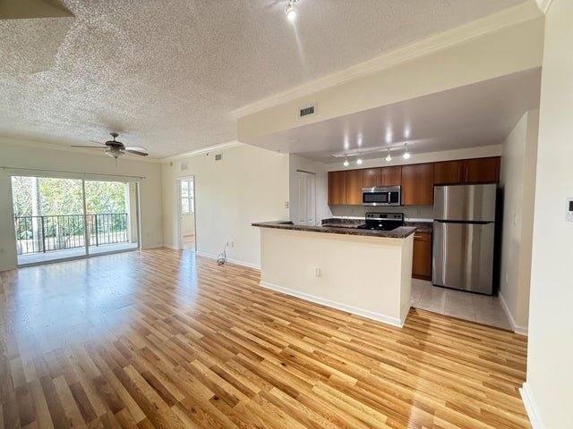 Apartment for rent at 5800 W Sample #207, Pompano Beach, FL 33067